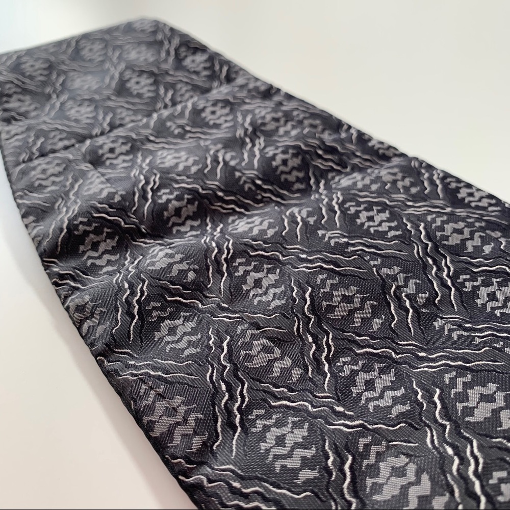 Valentino Gray Pattern Mens Cummerbund - Picture 4 of 6